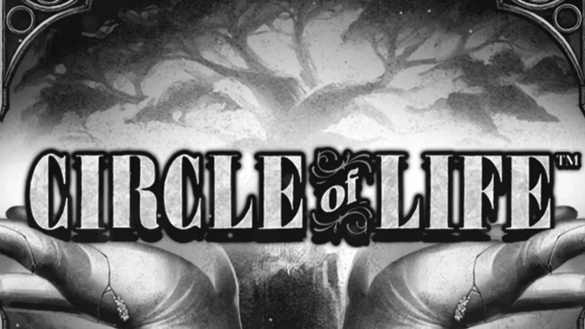 Tampilan visual monokromatik slot Circle of Life dengan elemen pohon kehidupan yang mencolok
